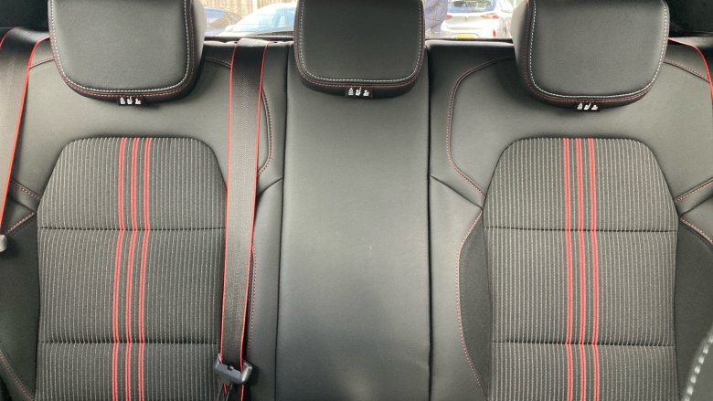 Renault Clio 1.6 E-TECH Hybrid 140 RS Line 5dr Auto Hybrid Hatchback